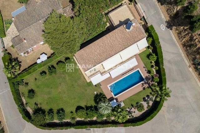 5 slaapkamer Villa te koop in Tossa de Mar met zwembad garage - € 2.500.000 (Ref: 8432195)