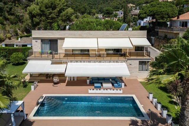 5 slaapkamer Villa te koop in Tossa de Mar met zwembad garage - € 2.500.000 (Ref: 8432195)
