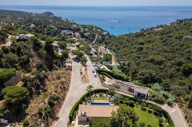 5 slaapkamer Villa te koop in Tossa de Mar met zwembad garage - € 2.500.000 (Ref: 8432195)