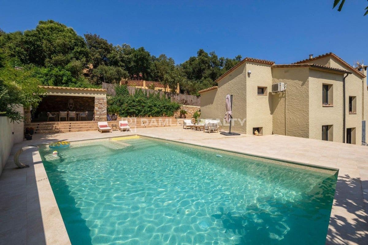5 slaapkamer Villa te koop in Begur met zwembad garage - € 950.000 (Ref: 8433683)