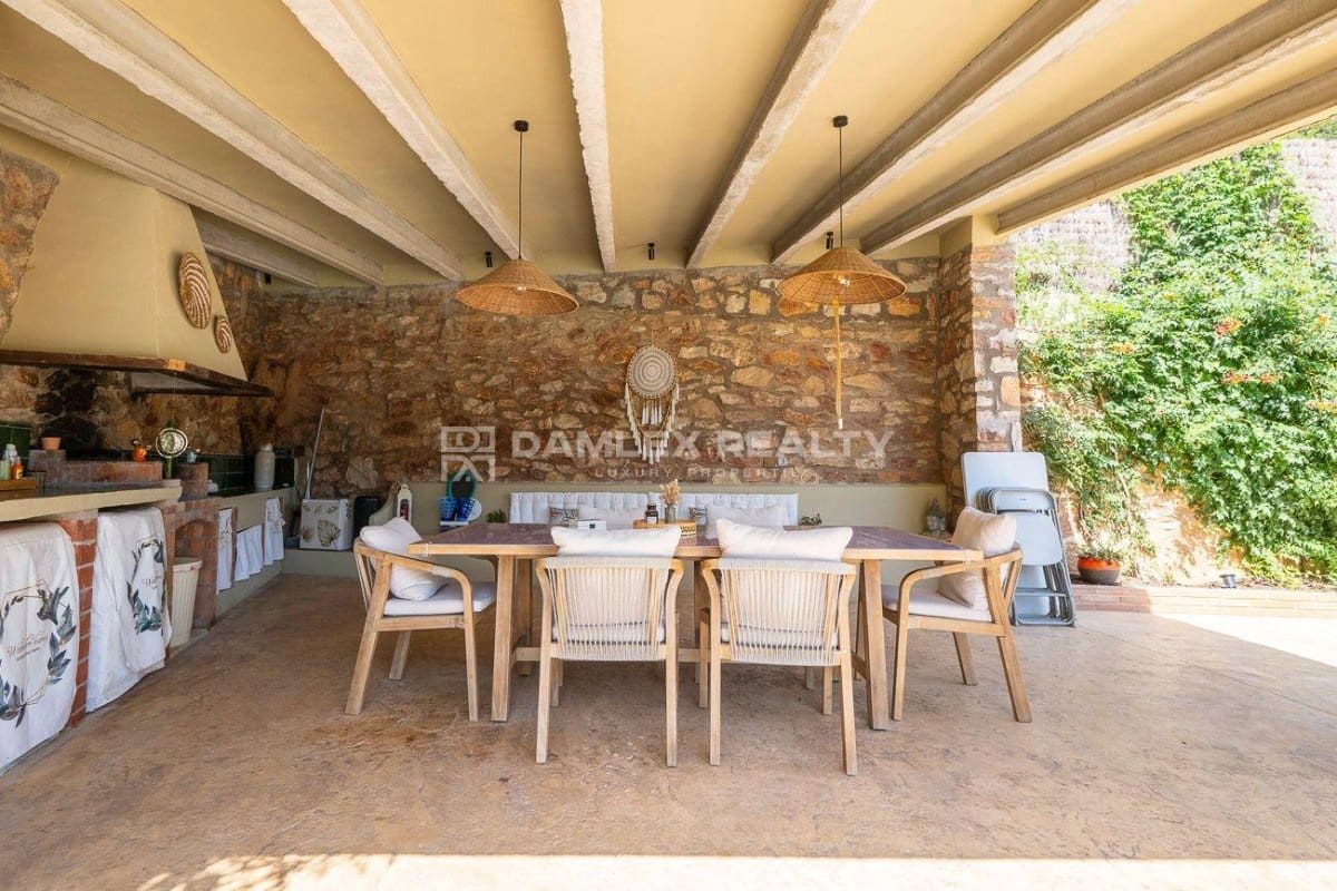 5 slaapkamer Villa te koop in Begur met zwembad garage - € 950.000 (Ref: 8433683)