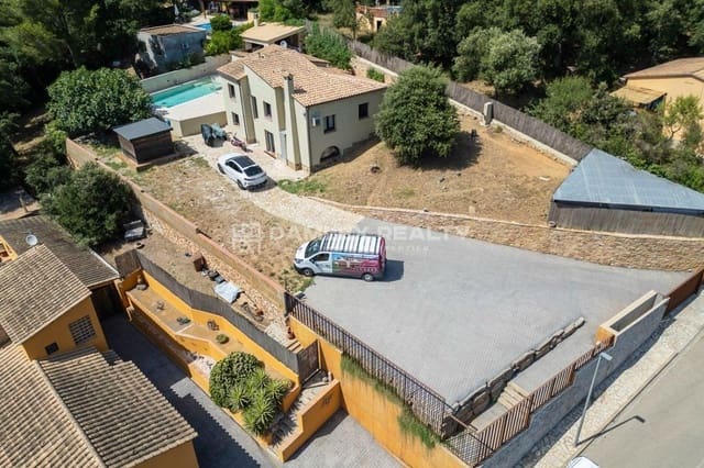 5 bedroom Villa for sale in Begur with pool garage - € 950,000 (Ref: 8433683)