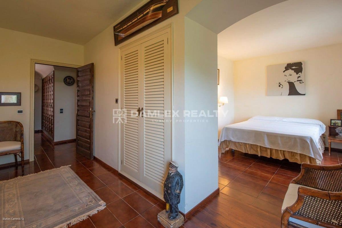 12 sypialnia Willa na sprzedaż w Begur z basenem garażem - 3 850 000 € (Ref: 8433822)