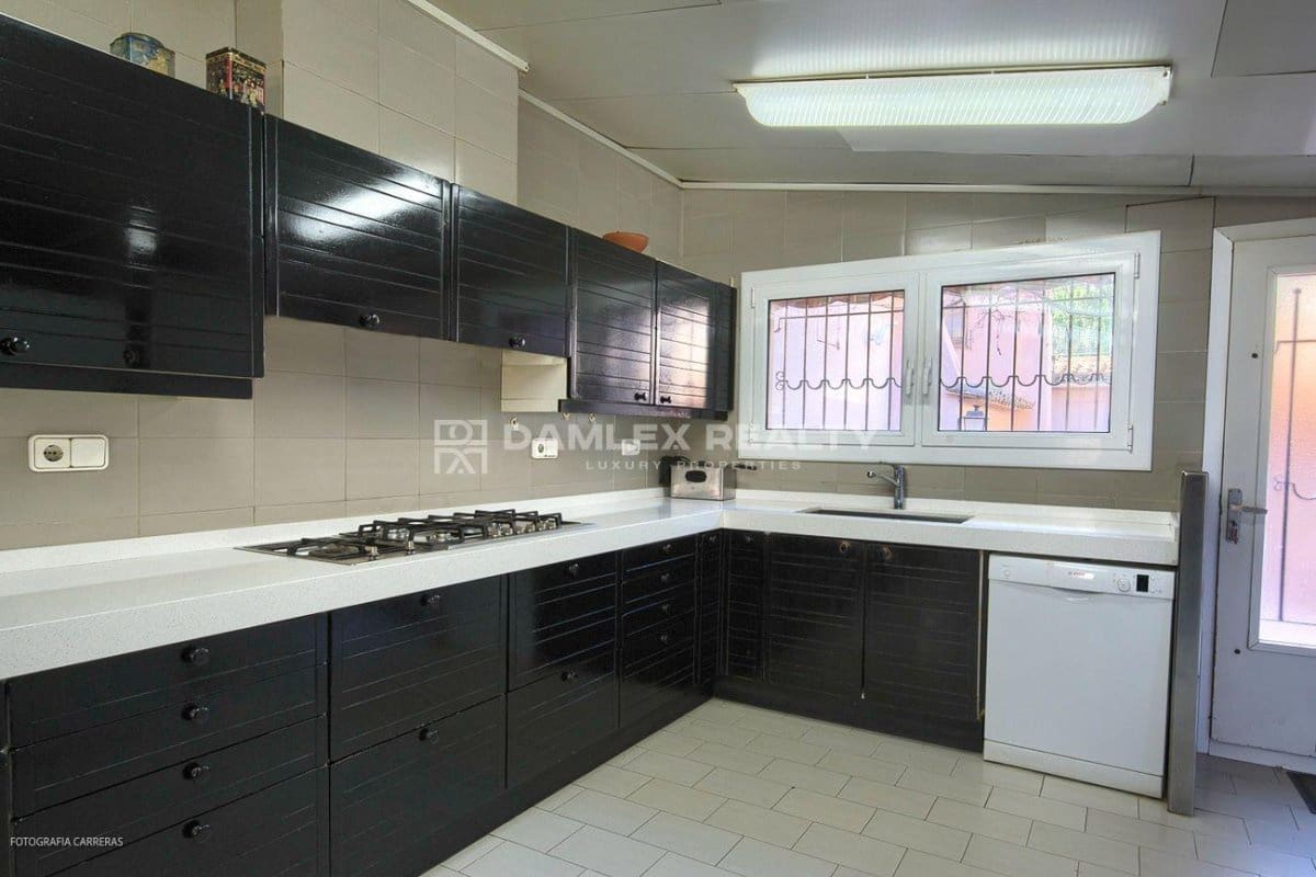 12 sypialnia Willa na sprzedaż w Begur z basenem garażem - 3 850 000 € (Ref: 8433822)