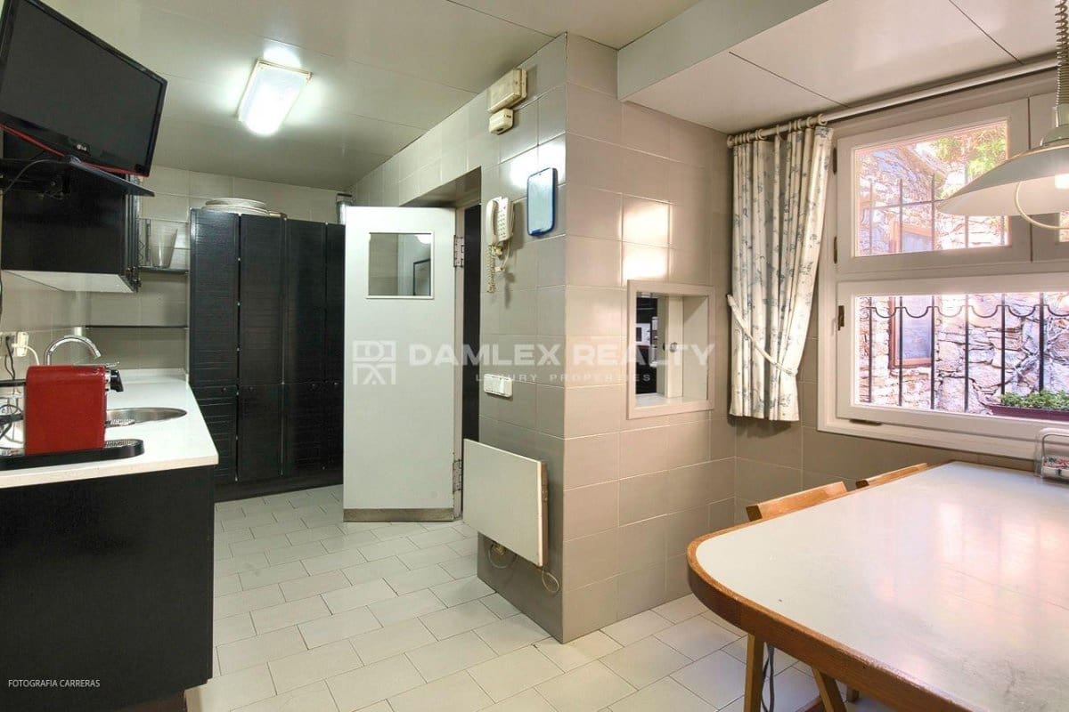 12 sypialnia Willa na sprzedaż w Begur z basenem garażem - 3 850 000 € (Ref: 8433822)