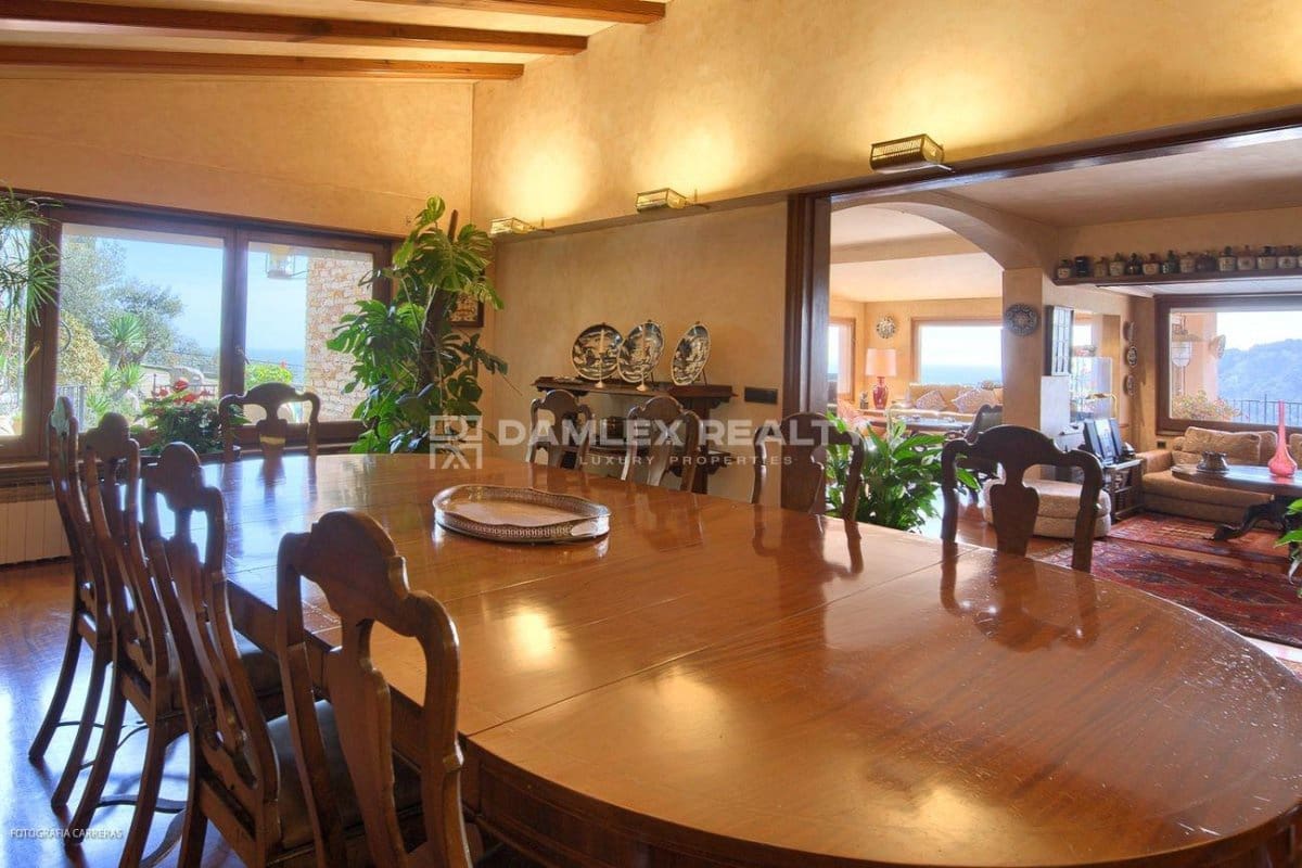 12 sypialnia Willa na sprzedaż w Begur z basenem garażem - 3 850 000 € (Ref: 8433822)