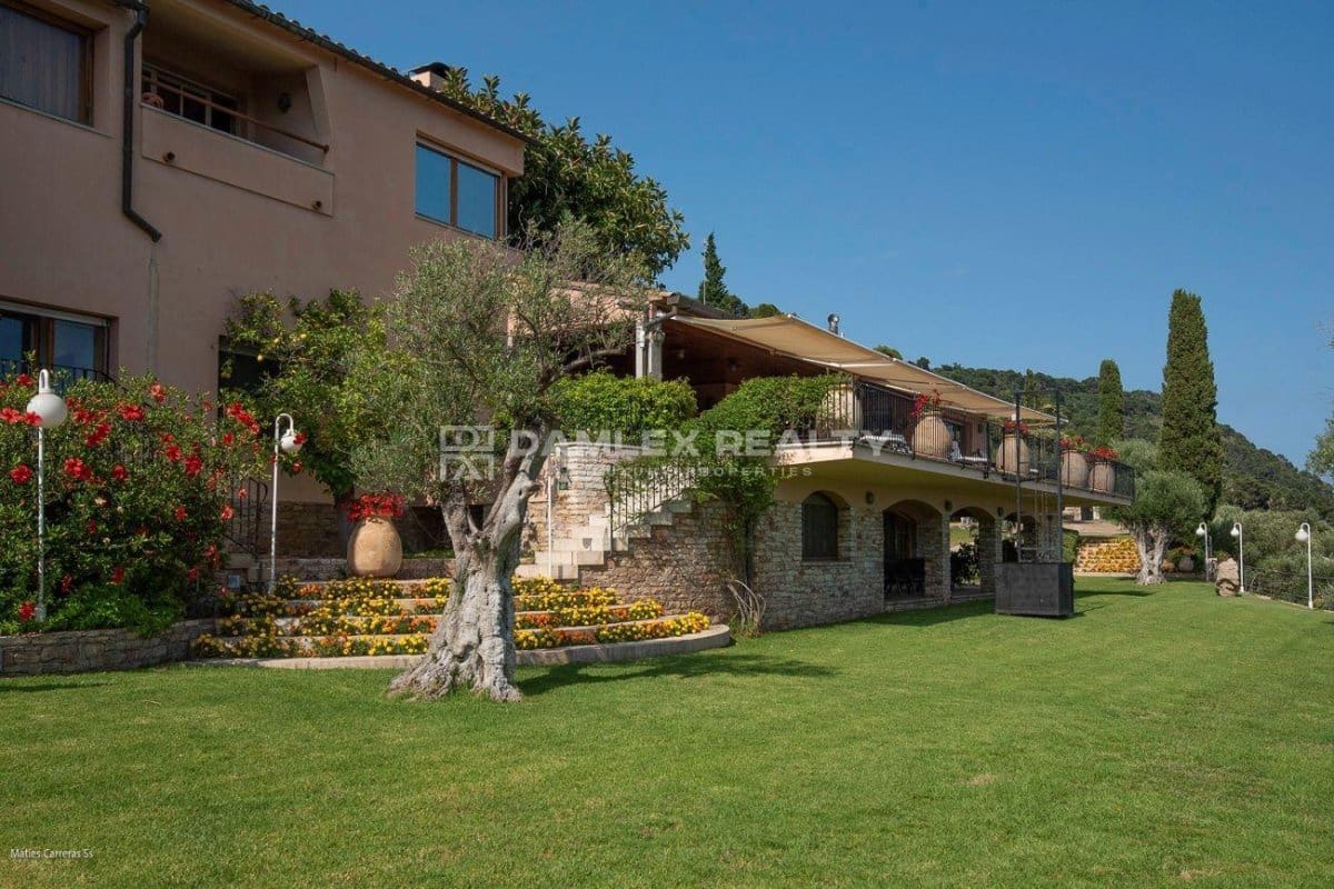 12 sypialnia Willa na sprzedaż w Begur z basenem garażem - 3 850 000 € (Ref: 8433822)