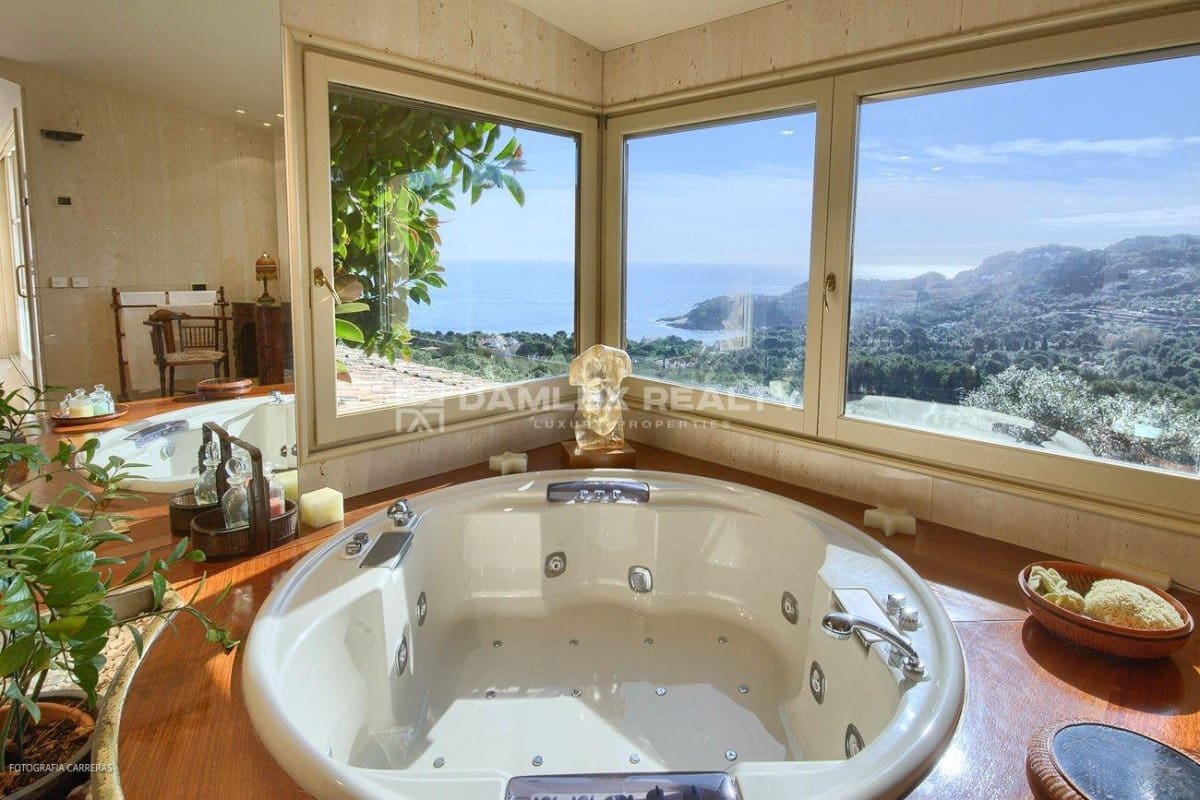 12 sypialnia Willa na sprzedaż w Begur z basenem garażem - 3 850 000 € (Ref: 8433822)