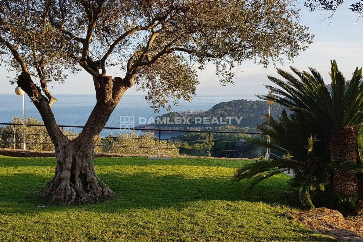 12 sypialnia Willa na sprzedaż w Begur z basenem garażem - 3 850 000 € (Ref: 8433822)