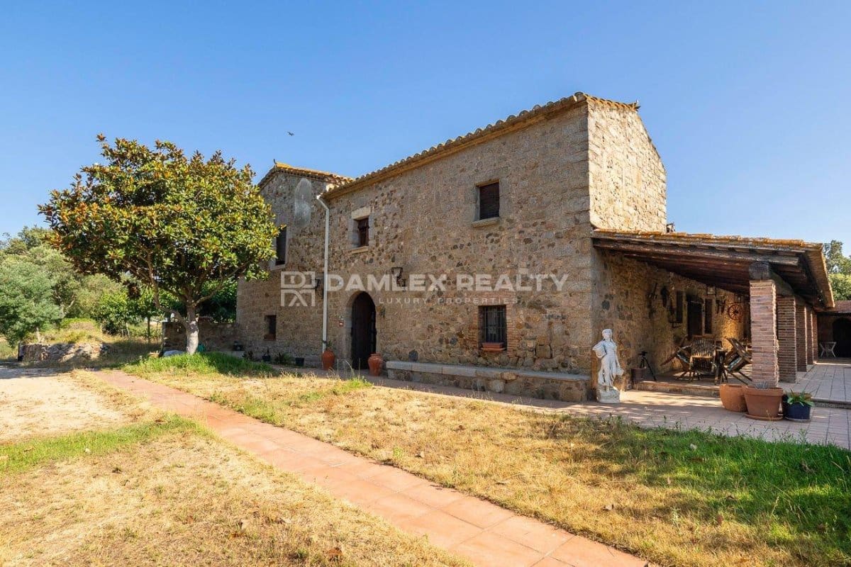 7 soveværelse Villa til salg i Caldes de Malavella med swimmingpool - € 1.200.000 (Ref: 8434830)