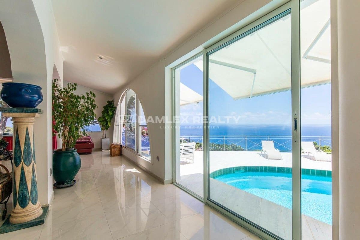 5 soveværelse Villa til salg i Tossa de Mar med swimmingpool garage - € 1.690.000 (Ref: 8440032)