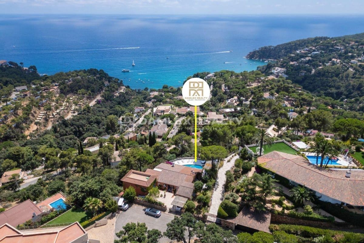 5 soveværelse Villa til salg i Tossa de Mar med swimmingpool garage - € 1.690.000 (Ref: 8440032)