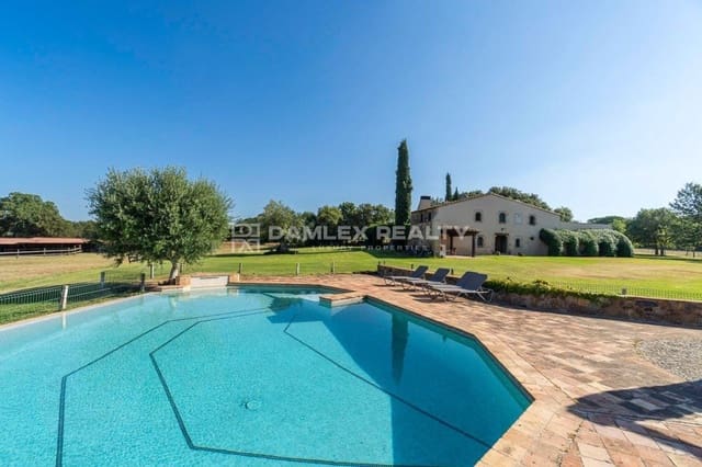 5 bedroom Villa for sale in Caldes de Malavella with pool - € 1,850,000 (Ref: 8444764)