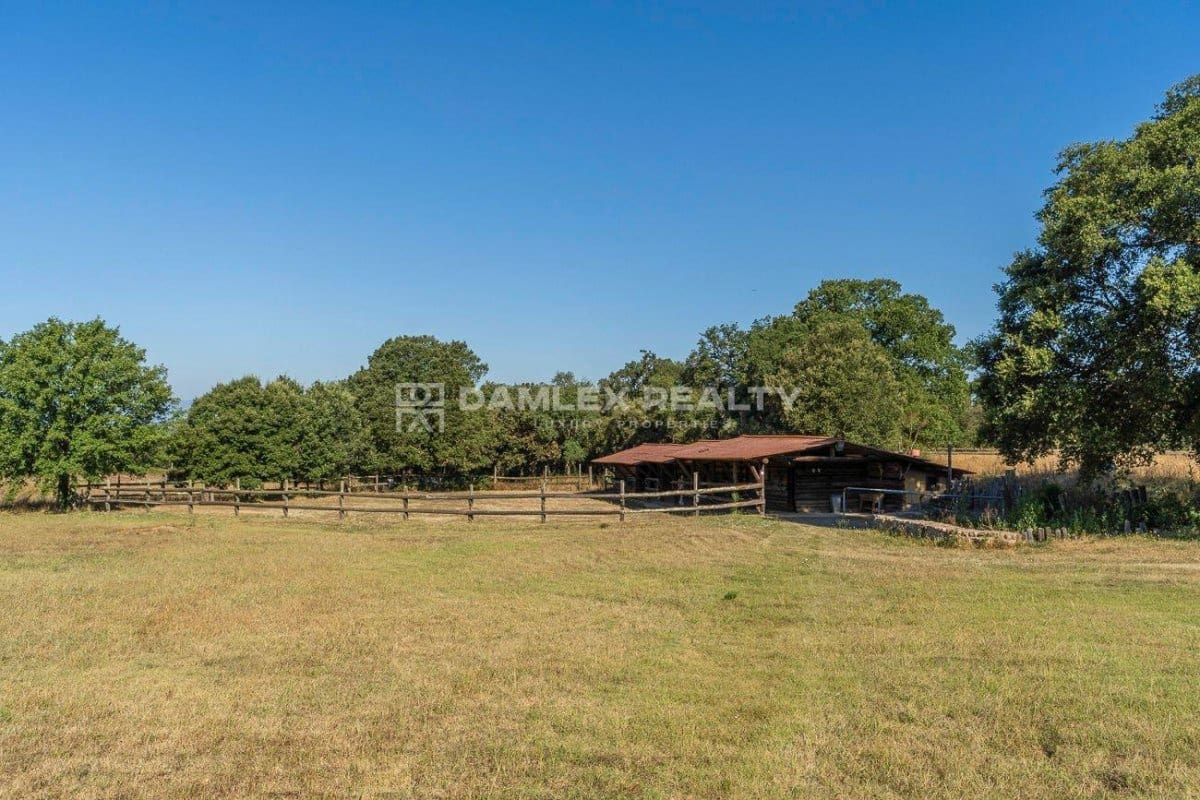 5 bedroom Villa for sale in Caldes de Malavella with pool - € 1,850,000 (Ref: 8444764)