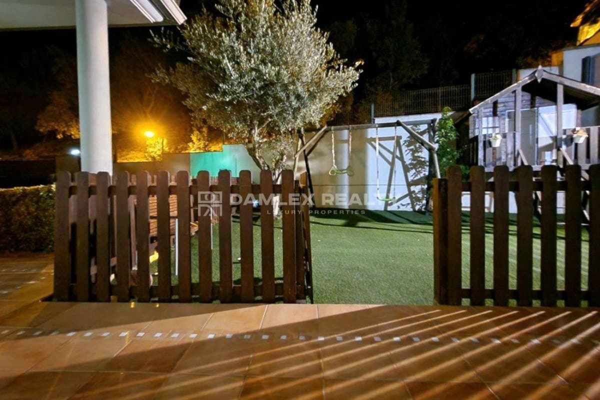 4 chambre Villa/Maison à vendre à Platja d'Aro avec piscine - 695 000 € (Ref: 8523226)