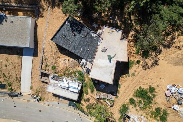 4 bedroom Villa for sale in Blanes with pool garage - € 1,200,000 (Ref: 8527317)