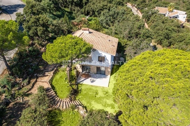 3 bedroom Villa for sale in Platja d'Aro, Castell-Platja d'Aro - € 690,000 (Ref: 8527450)