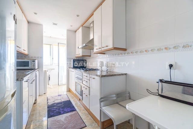 3 chambre Appartement à vendre à Lloret de Mar avec piscine garage - 550 000 € (Ref: 8557580)