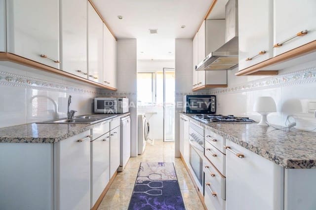 3 chambre Appartement à vendre à Lloret de Mar avec piscine garage - 550 000 € (Ref: 8557580)