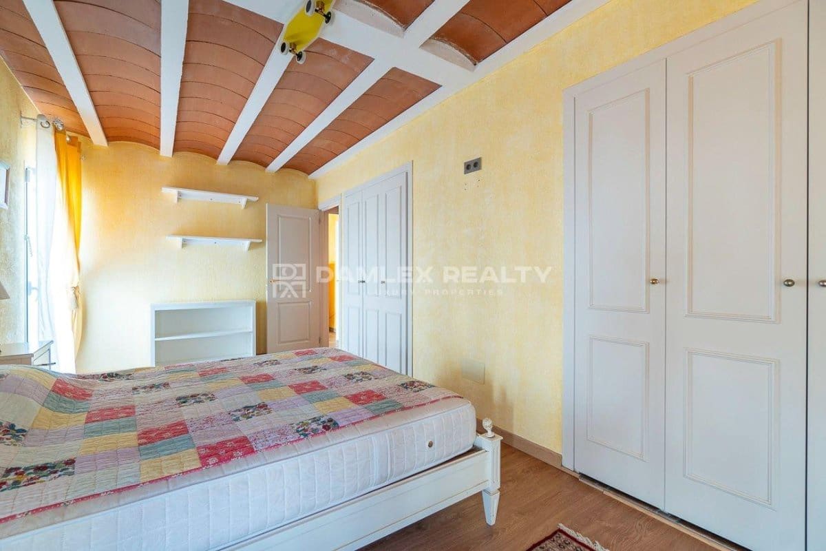 4 soveværelse Villa til salg i Tossa de Mar med swimmingpool garage - € 950.000 (Ref: 8594561)