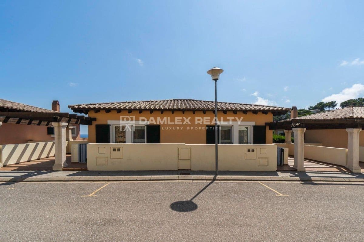 4 soveværelse Villa til salg i Tossa de Mar med swimmingpool garage - € 950.000 (Ref: 8594561)