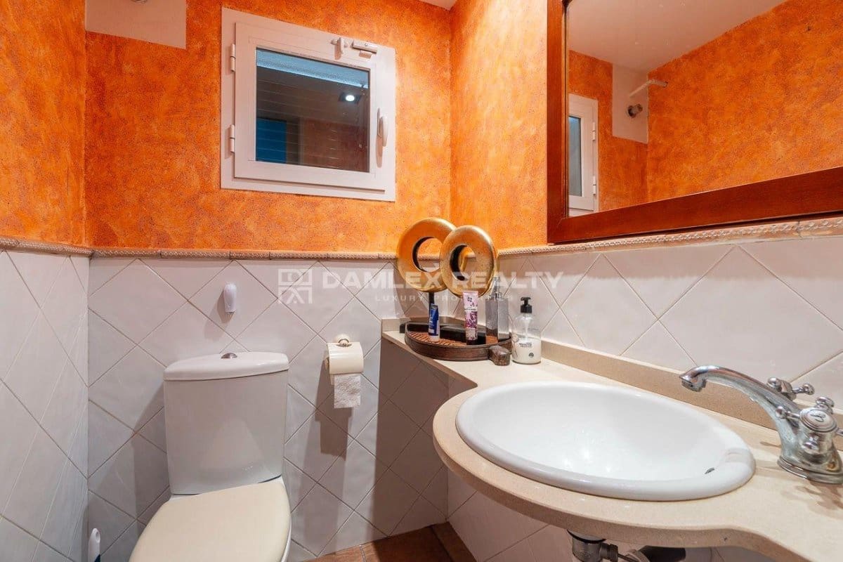 4 soveværelse Villa til salg i Tossa de Mar med swimmingpool garage - € 950.000 (Ref: 8594561)