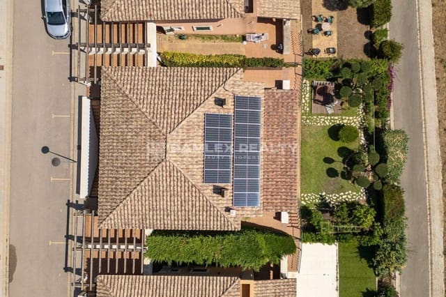 4 slaapkamer Villa te koop in Tossa de Mar met zwembad garage - € 950.000 (Ref: 8594561)