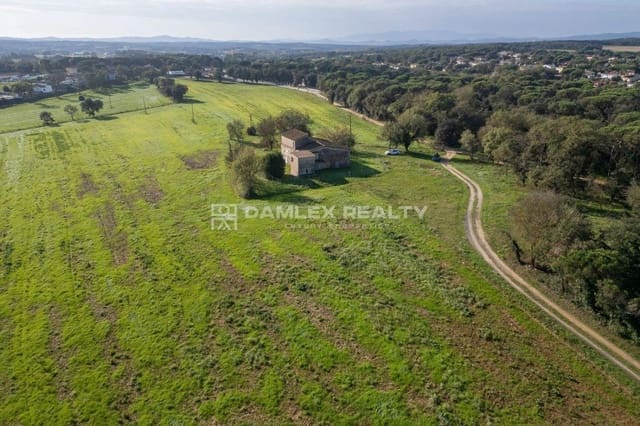 9 slaapkamer Villa te koop in Caldes de Malavella - € 770.000 (Ref: 8644415)