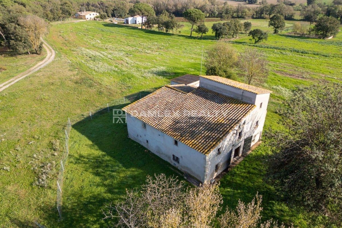 9 chambre Villa/Maison à vendre à Caldes de Malavella - 770 000 € (Ref: 8644415)