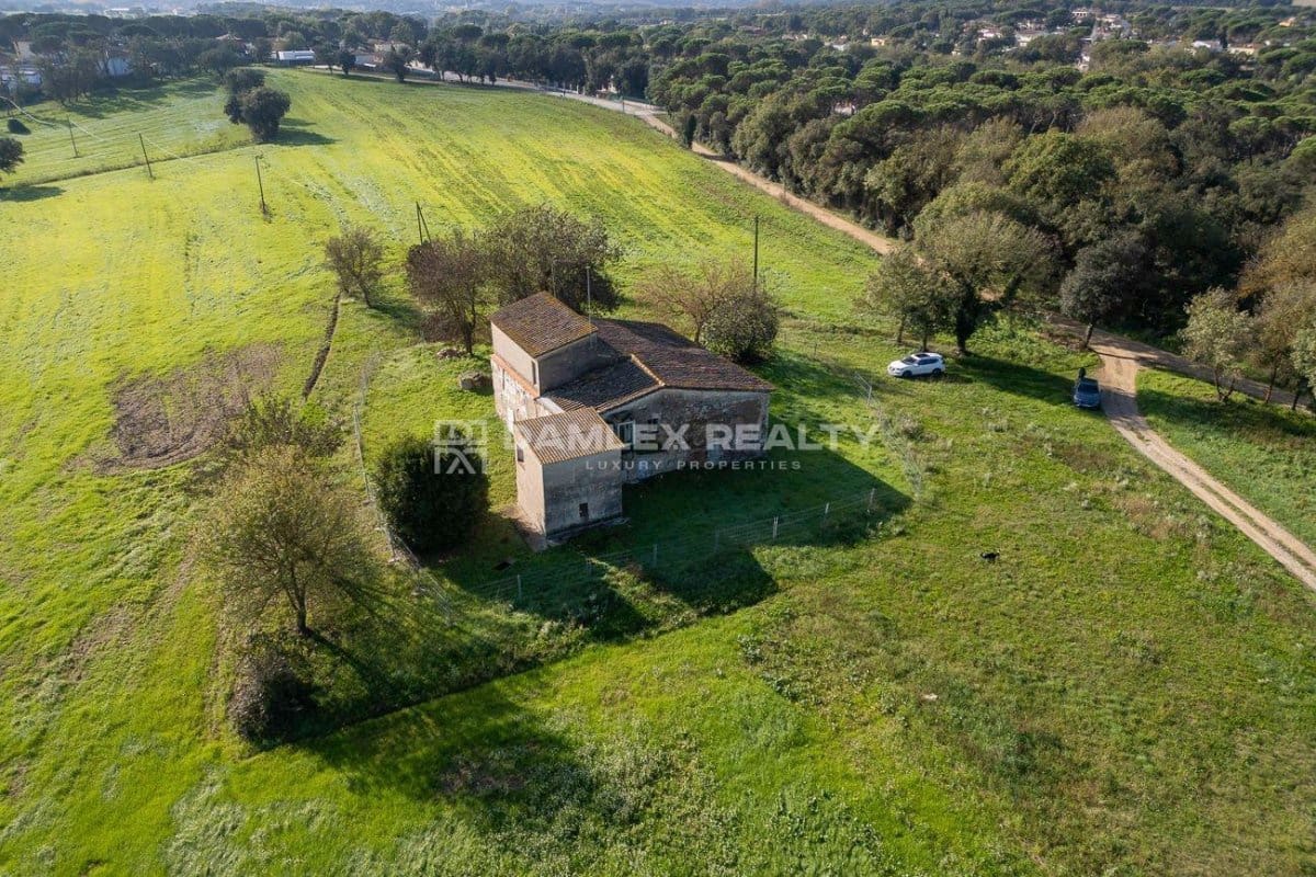 9 chambre Villa/Maison à vendre à Caldes de Malavella - 770 000 € (Ref: 8644415)