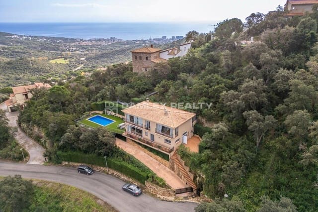 4 quarto Moradia para venda em Platja d'Aro, Castell-Platja d'Aro com piscina - 1 300 000 € (Ref: 8651434)