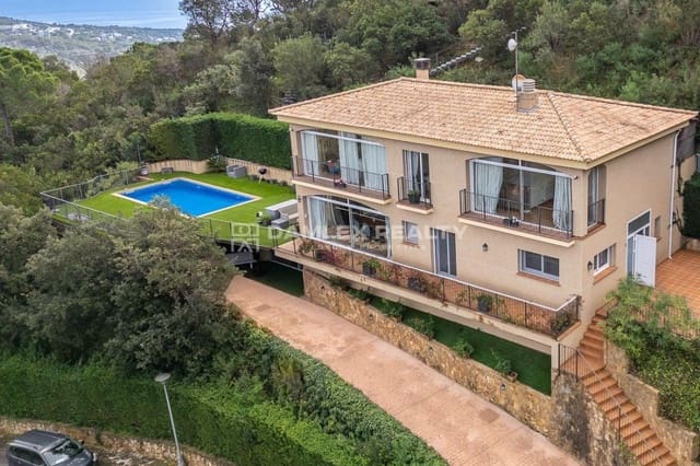 4 quarto Moradia para venda em Platja d'Aro, Castell-Platja d'Aro com piscina - 1 300 000 € (Ref: 8651434)