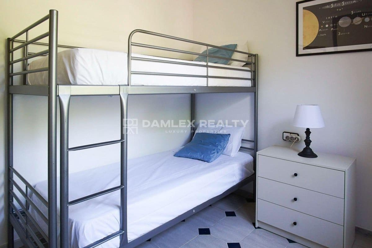 4 sypialnia Willa na sprzedaż w Blanes z basenem garażem - 1 650 000 € (Ref: 8677386)