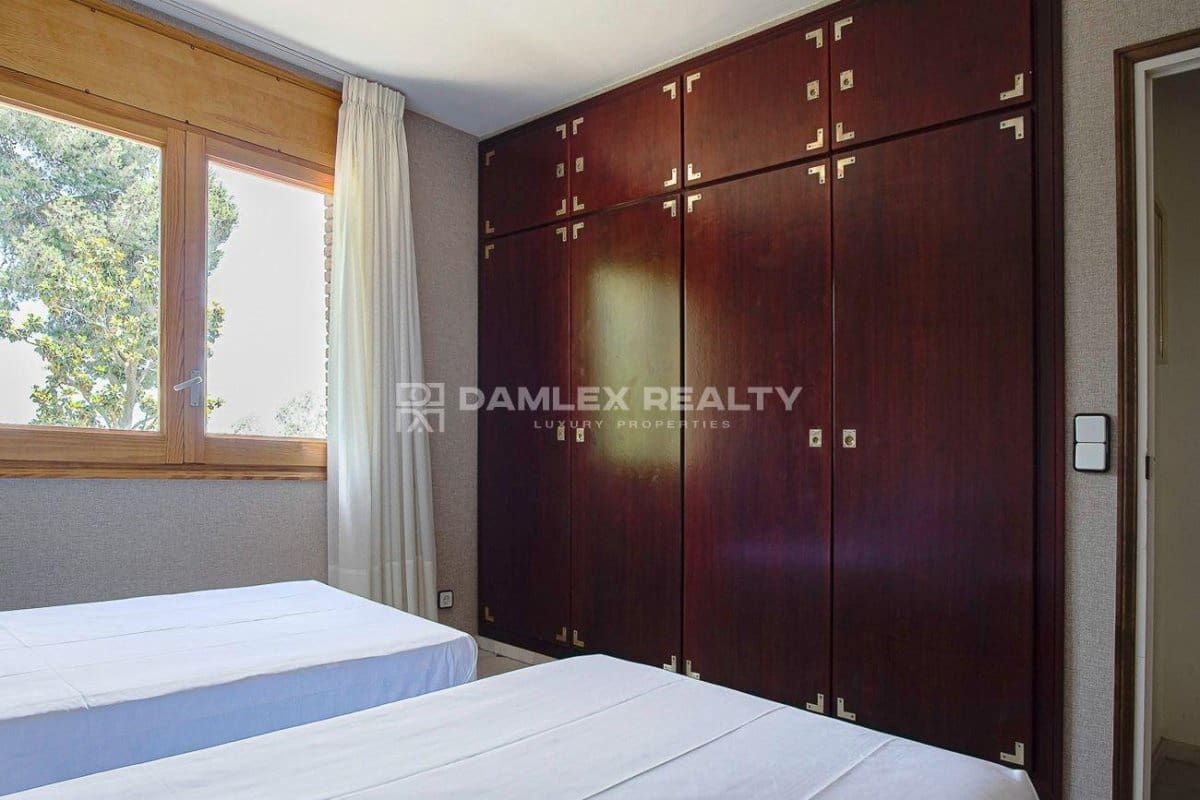 4 sypialnia Willa na sprzedaż w Blanes z basenem garażem - 1 650 000 € (Ref: 8677386)