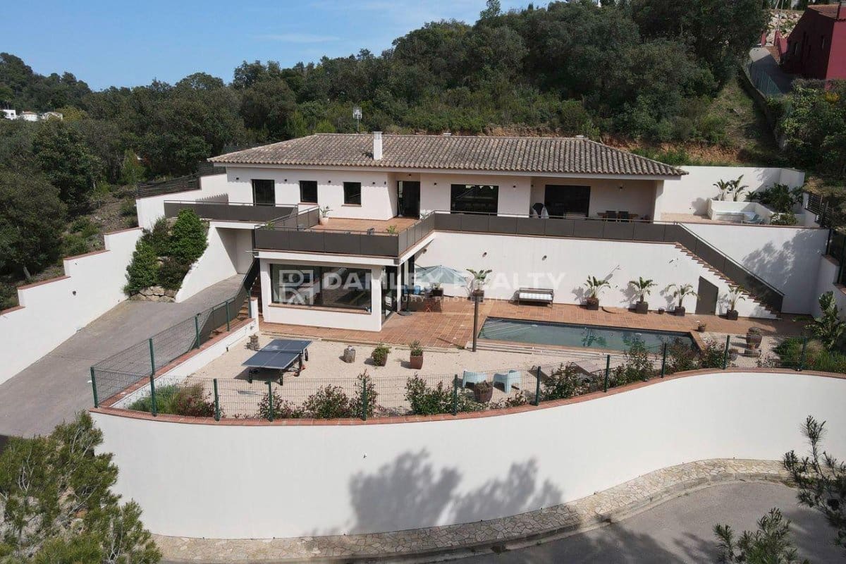 5 sypialnia Willa na sprzedaż w Begur z basenem garażem - 1 350 000 € (Ref: 8677387)