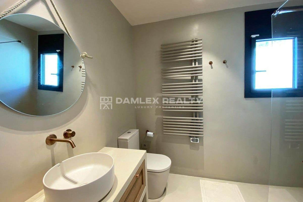 5 sypialnia Willa na sprzedaż w Begur z basenem garażem - 1 350 000 € (Ref: 8677387)