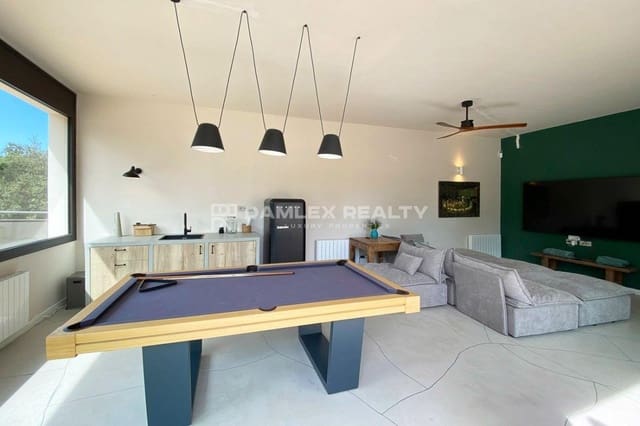 Chalet de 5 habitaciones en Begur en venta con piscina garaje - 1.350.000 € (Ref: 8677387)