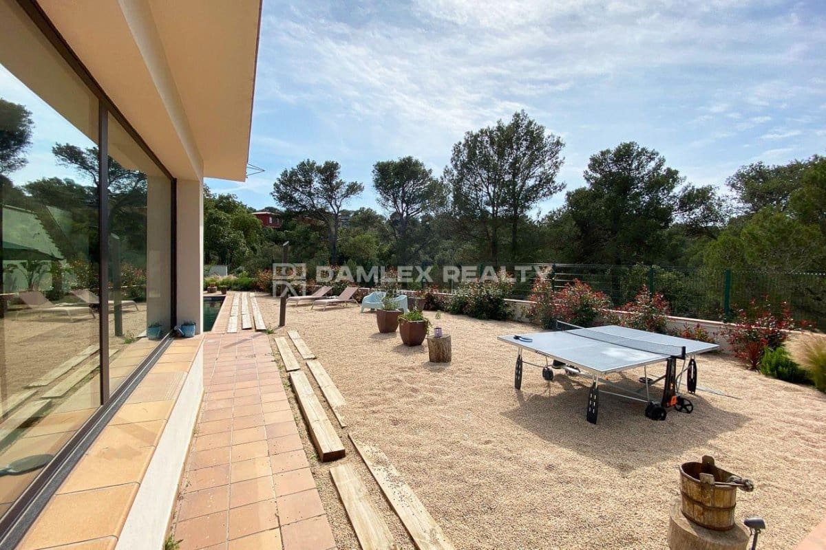 5 sypialnia Willa na sprzedaż w Begur z basenem garażem - 1 350 000 € (Ref: 8677387)