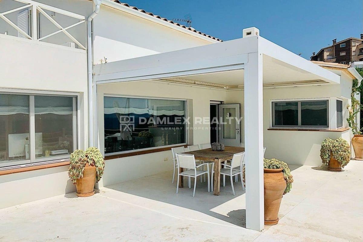 4 slaapkamer Villa te koop in Palamos - € 1.750.000 (Ref: 8678158)