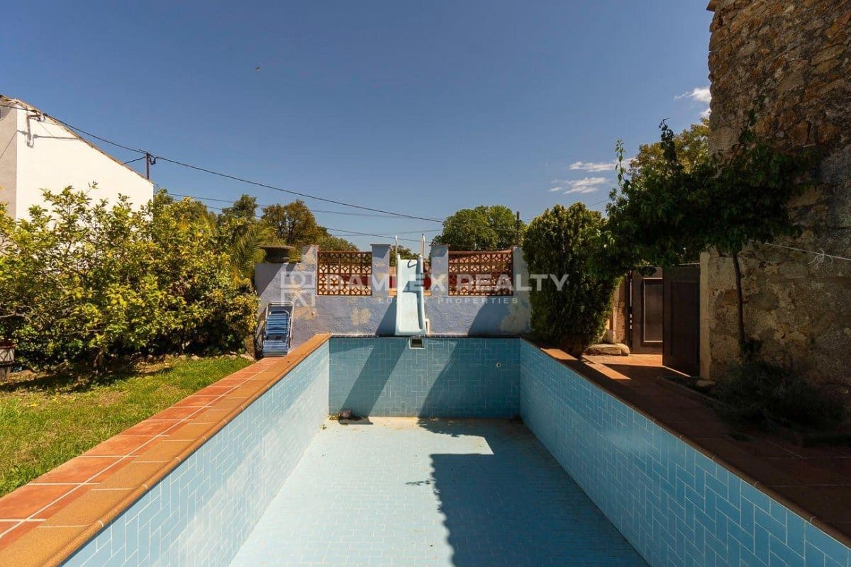 5 slaapkamer Villa te koop in Santa Cristina d'Aro met zwembad - € 950.000 (Ref: 8678274)