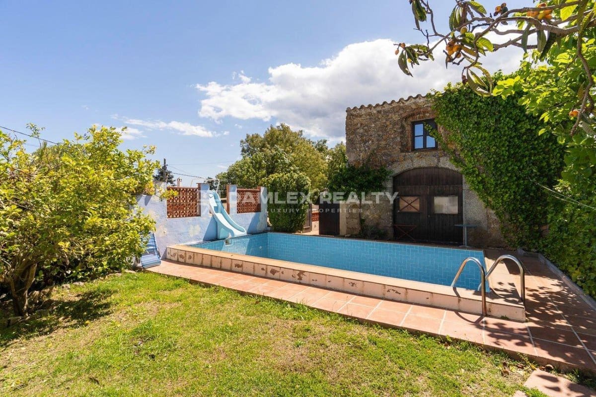 5 slaapkamer Villa te koop in Santa Cristina d'Aro met zwembad - € 950.000 (Ref: 8678274)