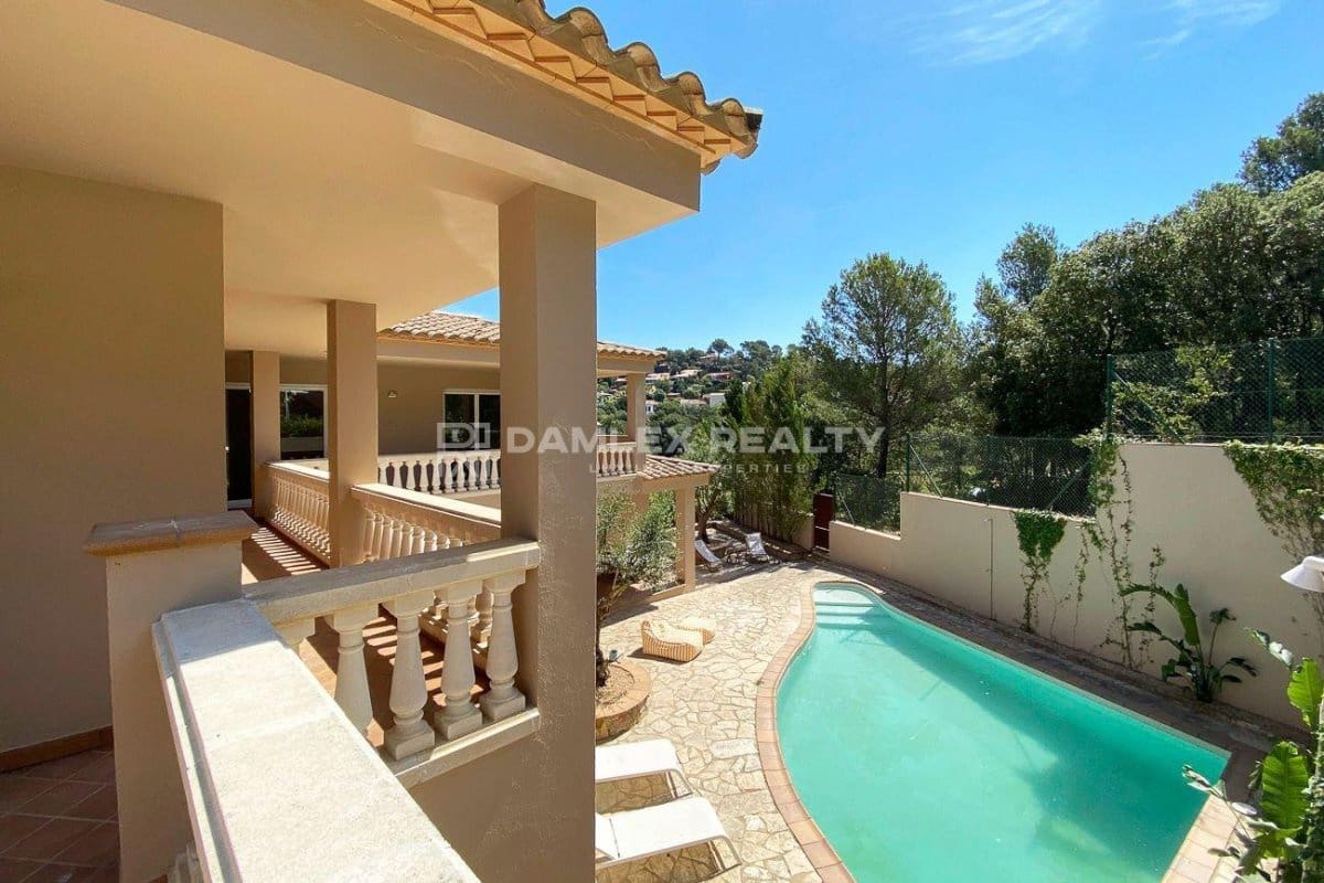 5 soverom Villa til salgs i Begur med svømmebasseng garasje - € 875 000 (Ref: 8678275)