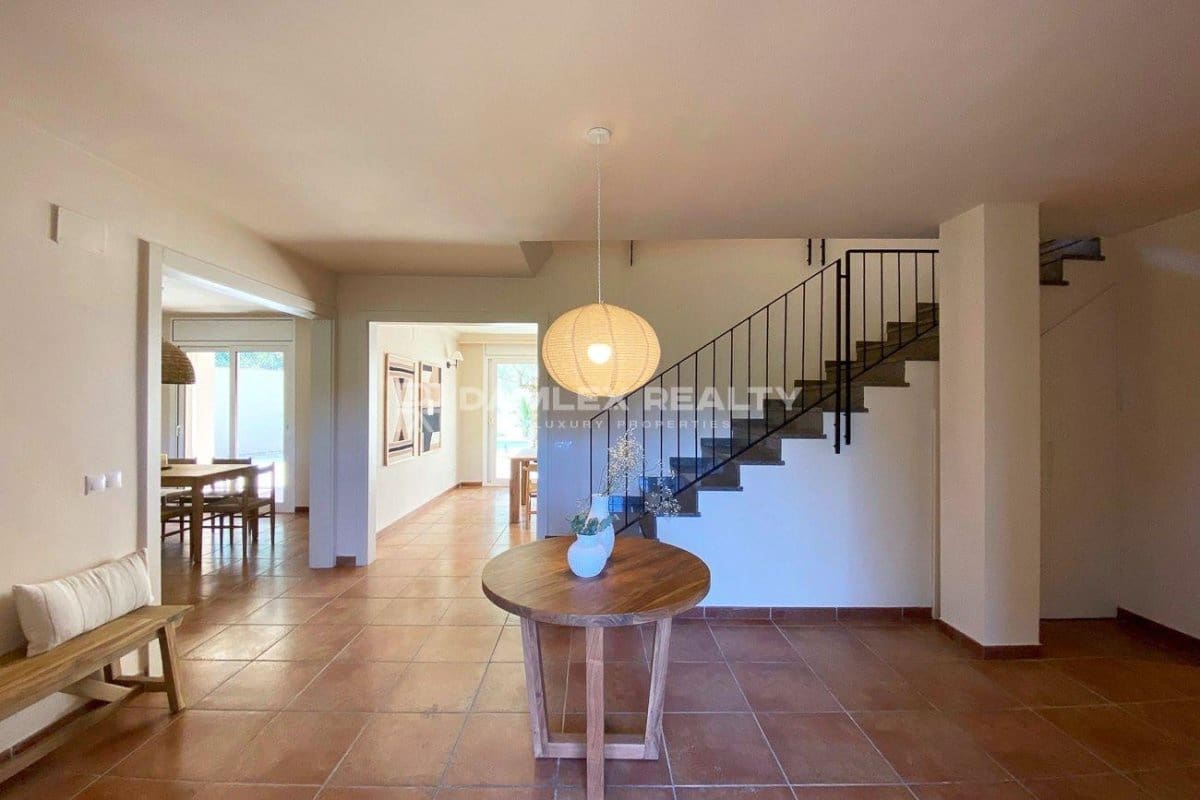 5 soverom Villa til salgs i Begur med svømmebasseng garasje - € 875 000 (Ref: 8678275)