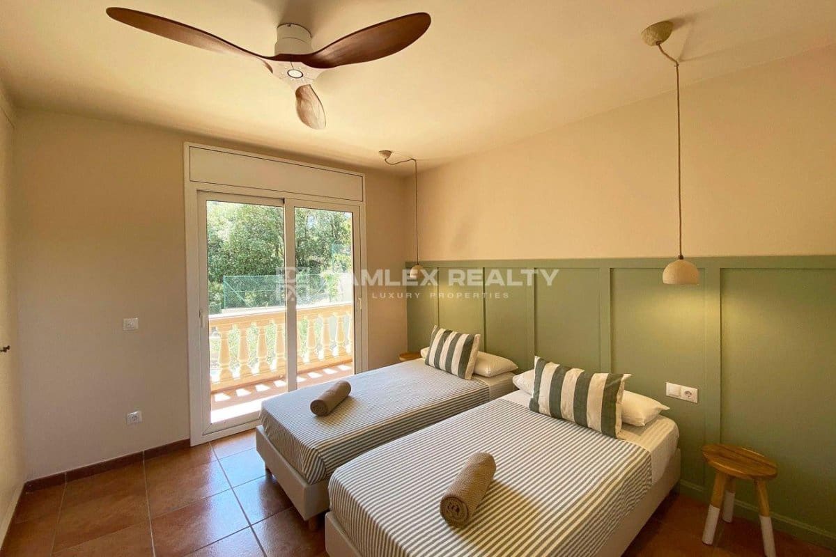 5 soverom Villa til salgs i Begur med svømmebasseng garasje - € 875 000 (Ref: 8678275)