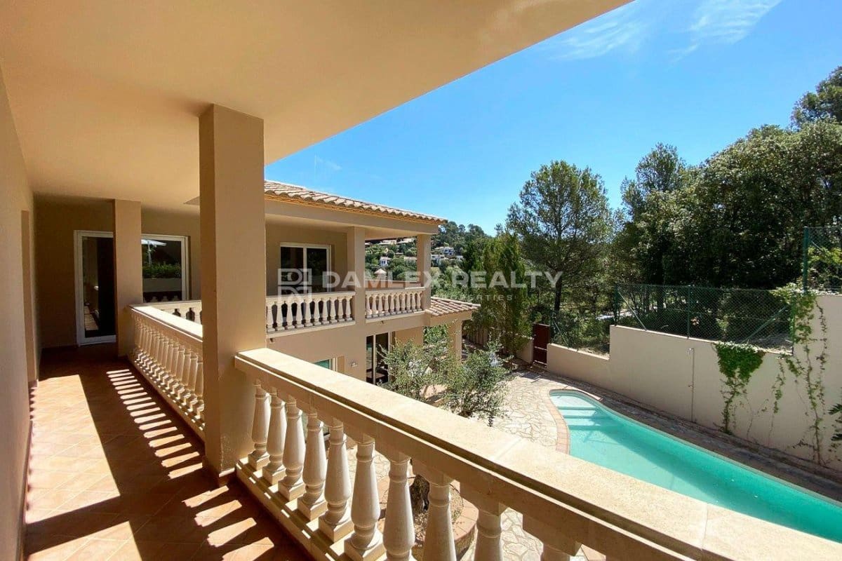 5 soverom Villa til salgs i Begur med svømmebasseng garasje - € 875 000 (Ref: 8678275)