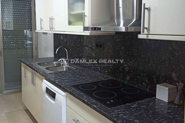 3 chambre Appartement à vendre à Platja d'Aro, Castell-Platja d'Aro avec garage - 745 000 € (Ref: 8682648)