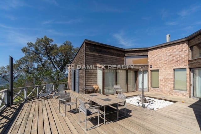 4 sovrum Villa till salu i Santa Cristina d'Aro - 730 000 € (Ref: 8682649)