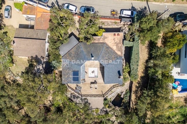 4 sovrum Villa till salu i Santa Cristina d'Aro - 730 000 € (Ref: 8682649)