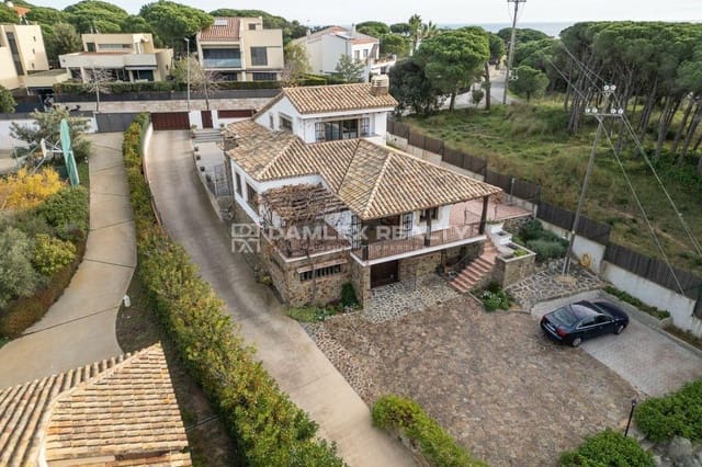 4 Zimmer Villa zu verkaufen in Sant Feliu de Guíxols - 1.600.000 € (Ref: 8686711)