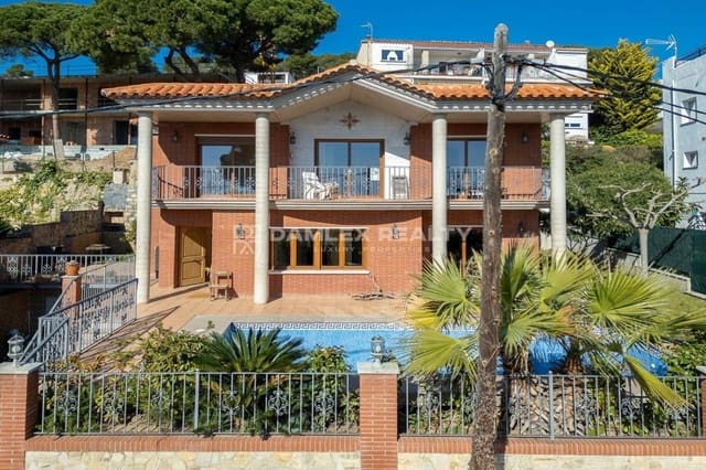 4 quarto Moradia para venda em Platja d'Aro, Castell-Platja d'Aro com piscina - 1 120 000 € (Ref: 8790338)